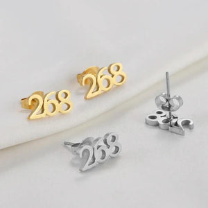 Antigua and Barbuda 268, Saint Lucia 758 Stud Earrings