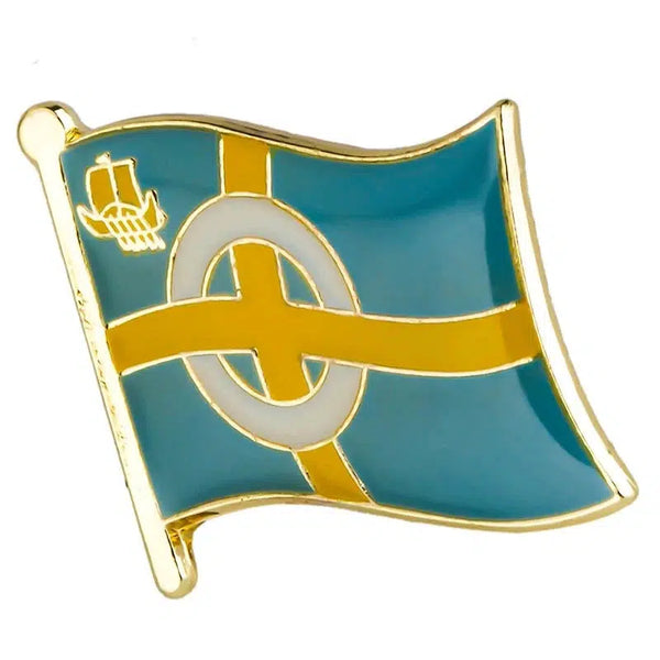 Isle of Skye Flag Lapel Pin - Enamel Pin Flag