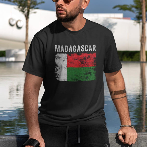 Madagascar Flag Distressed Malagasy Flag T-Shirt