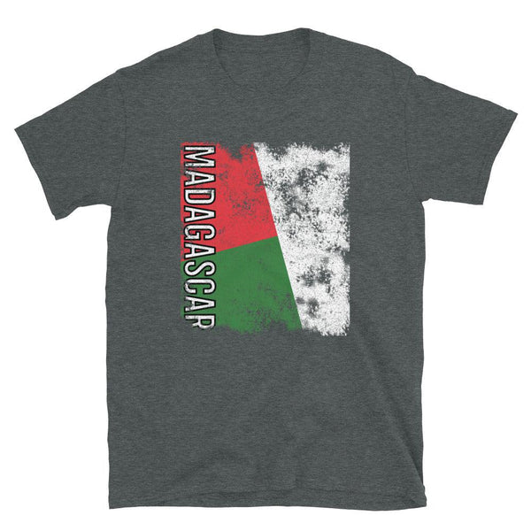 Madagascar Flag Distressed T-Shirt