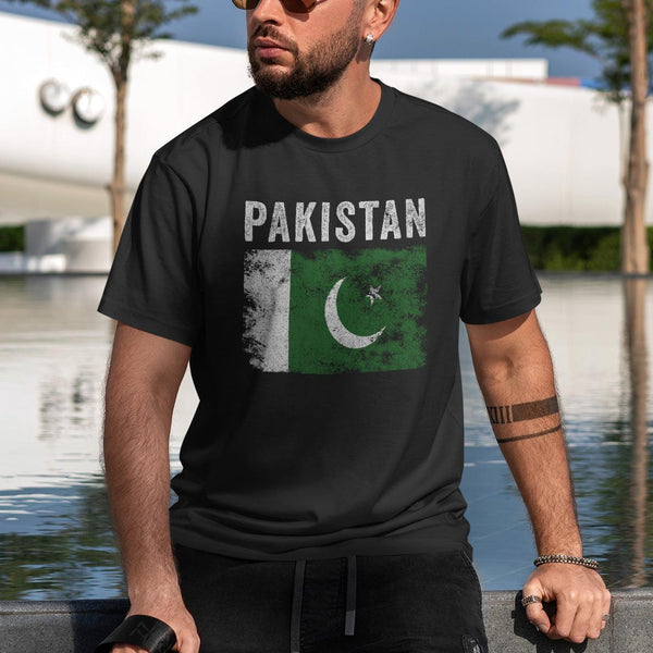 Pakistan Flag Distressed Pakistani Flag T-Shirt