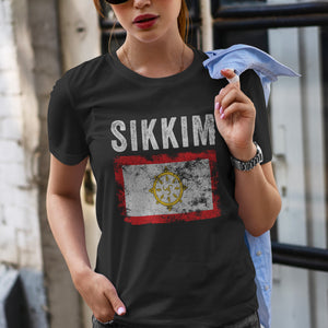 Sikkim Flag Distressed - Sikkimese Flag T-Shirt